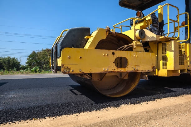 Why Choose Us For All Your Driveway Paving Needs in Emmetsburg, IA?